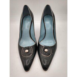 Audrey Brooke Womens Black Leather Heels Pointed Toe 7.5M With Button Detail
